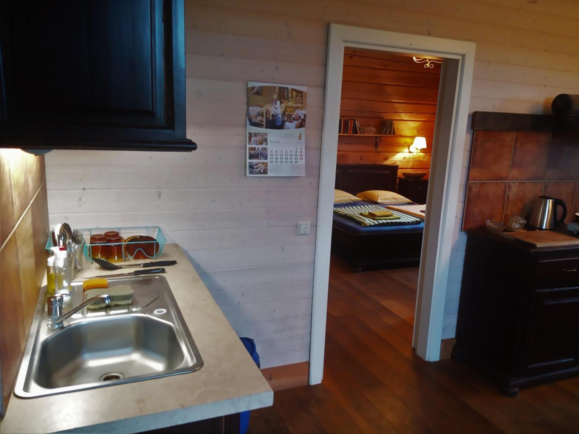 Senosios Geguzines Ukis Guest House Bilik gambar